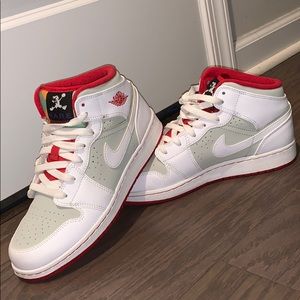 Women’s/Mens Jordans